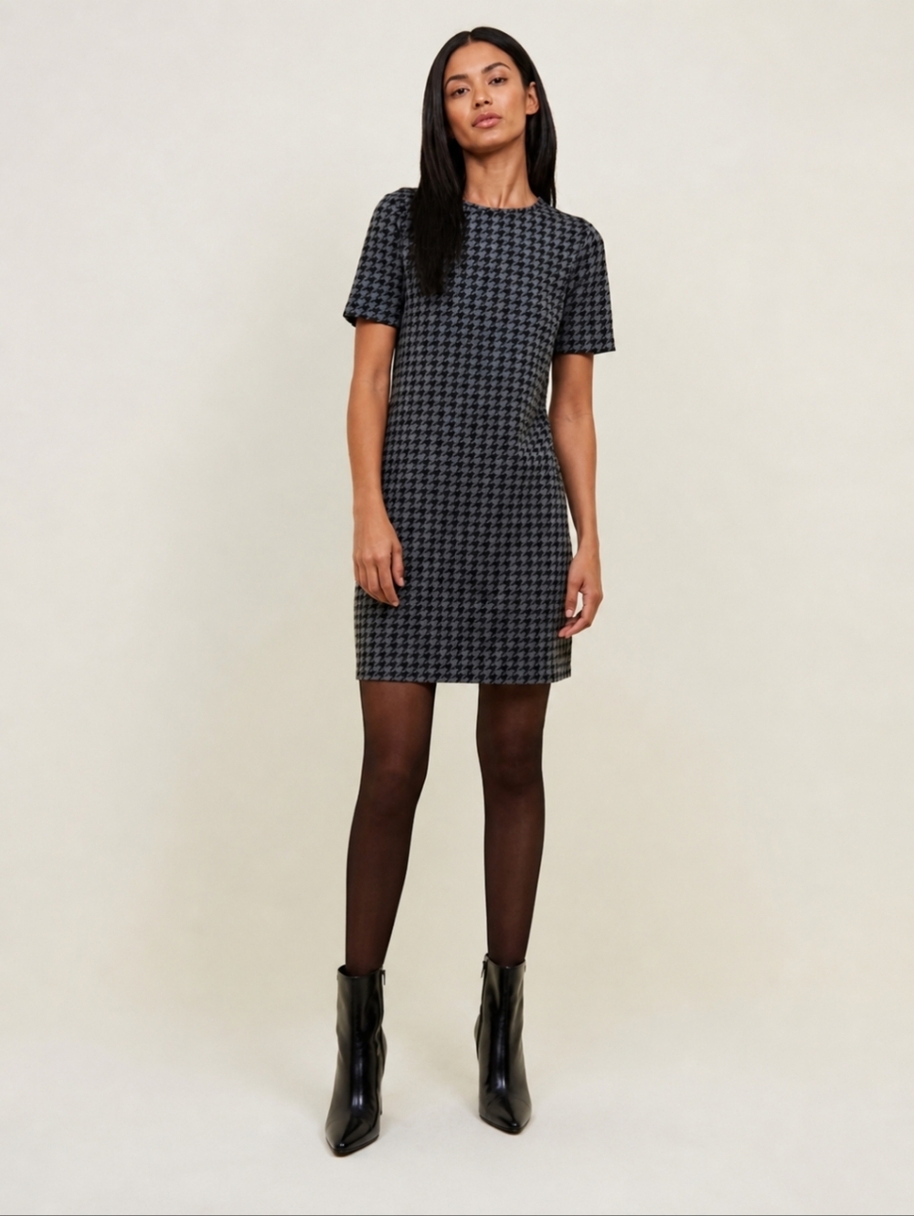 Karl Lagerfeld Paris | Black Grey Design Dress